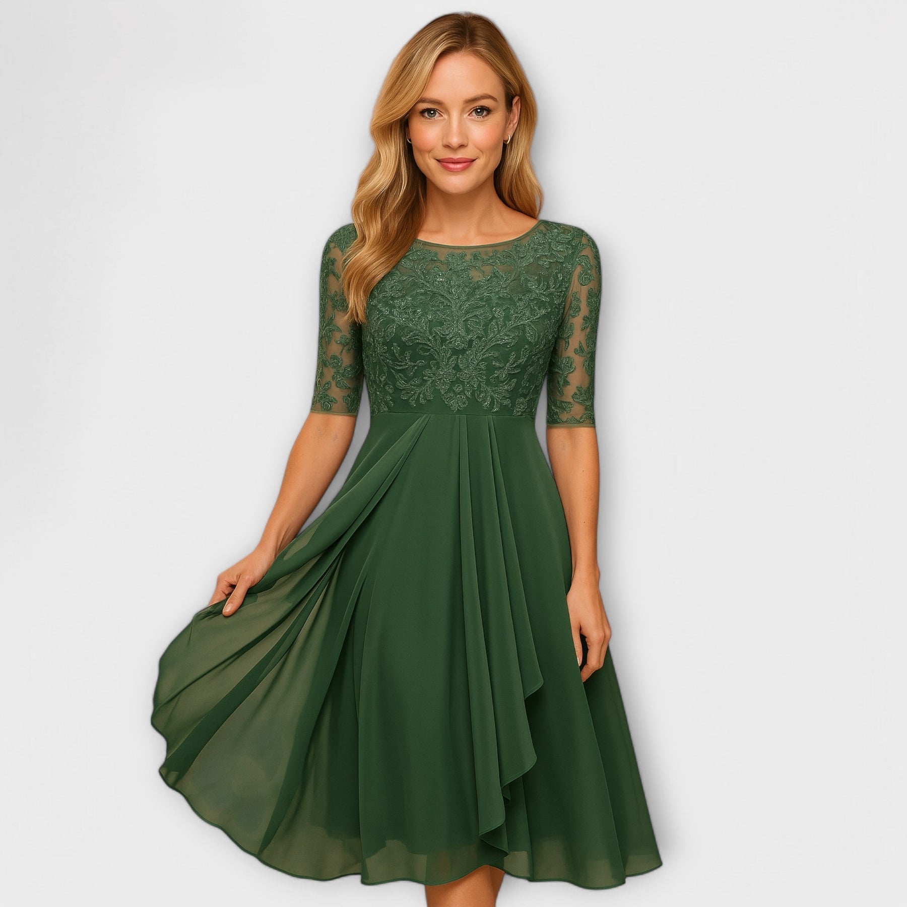 Elloén | Midi Dress With Lace Sleeve