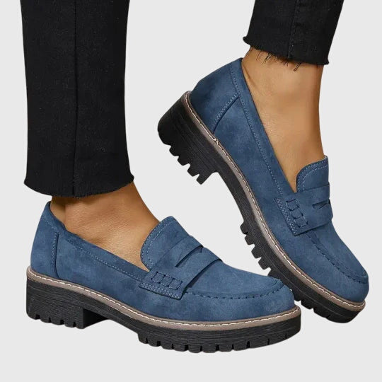 Destinae | Suede Loafers