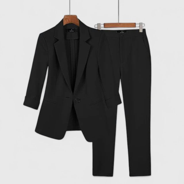 Briletta | Sophisticated Blazer & Trouser