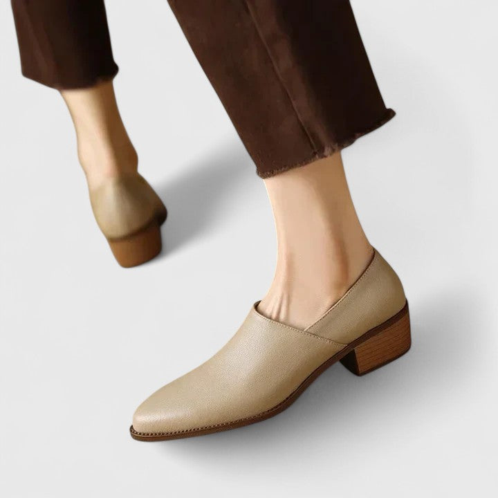 Kyada | Orthopedic Shoes