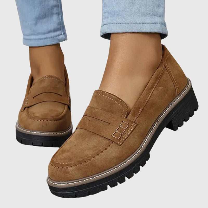 Destinae | Suede Loafers