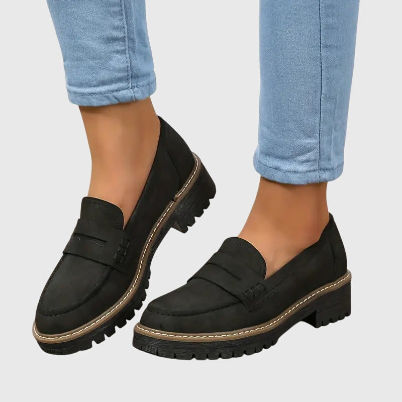 Destinae | Suede Loafers